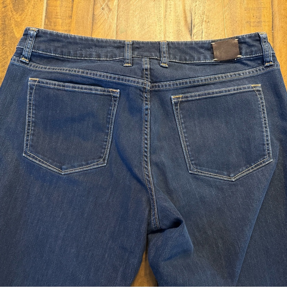 Curvy Boot Jeans - Picture 6 of 10